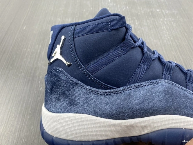 Rep MAX Jordan Velvet Air 11 Midnight Navy WMNS AR0715-441 0821